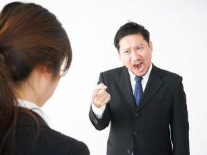 上司からパワハラを受けているのですがどうしたらよいですか（20代男性会社員）